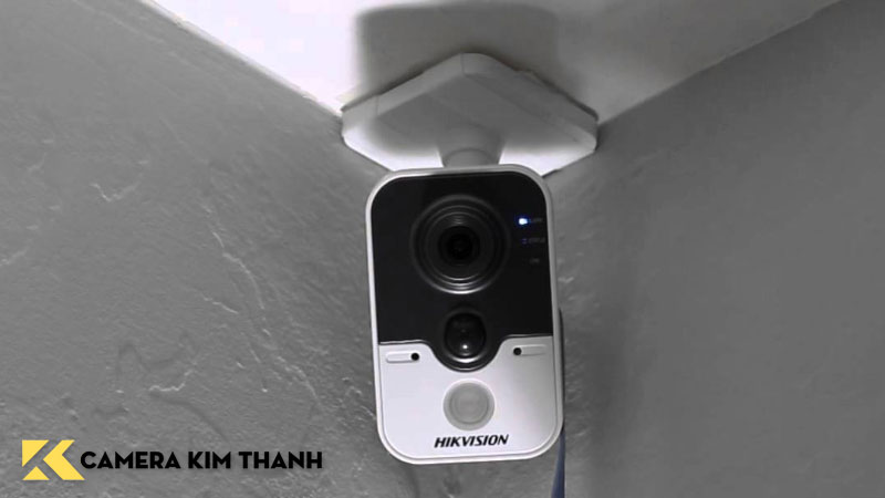 mua-hikvision-ds-2cd2420f-iw-2-0mp-o-dau-camerakimthanh