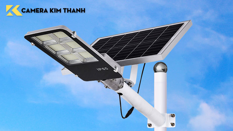 tai-sao-nen-su-dung-den-nang-luong-mat-troi-camerakimthanh